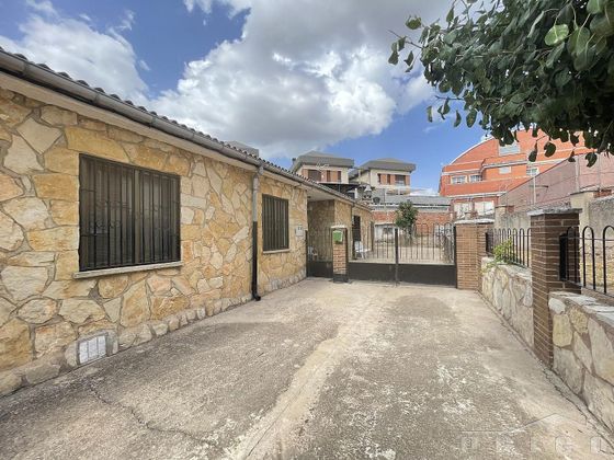 Foto 1 de Casa en venda a Barriada Yagüe de 3 habitacions amb garatge i calefacció