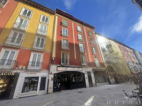 Foto 1 de Piso en venta en Centro - Burgos de 3 habitaciones con calefacción