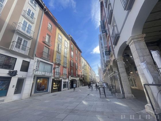 Foto 2 de Piso en alquiler en Centro - Burgos de 2 habitaciones con calefacción y ascensor
