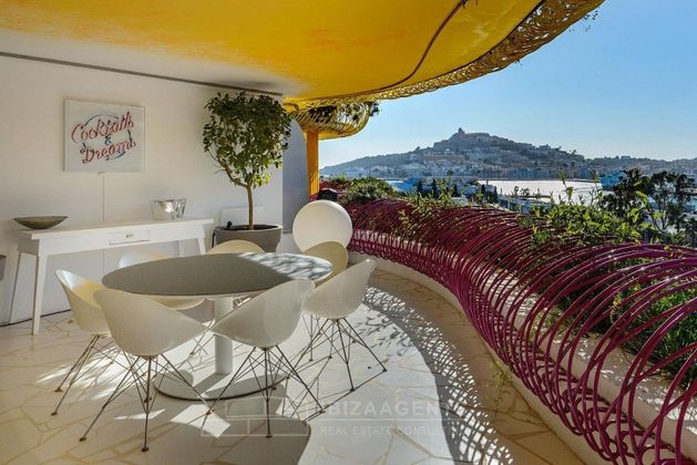 Foto 2 de Pis en venda a Marina Botafoc - Platja de Talamanca de 4 habitacions amb terrassa i piscina