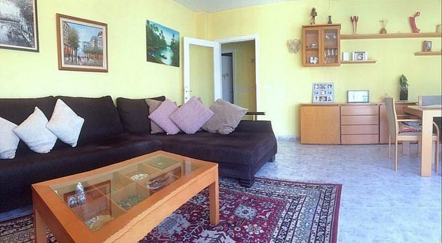 Foto 2 de Piso en venta en calle De L'almirall Federico Gravina de 3 habitaciones con muebles y balcón