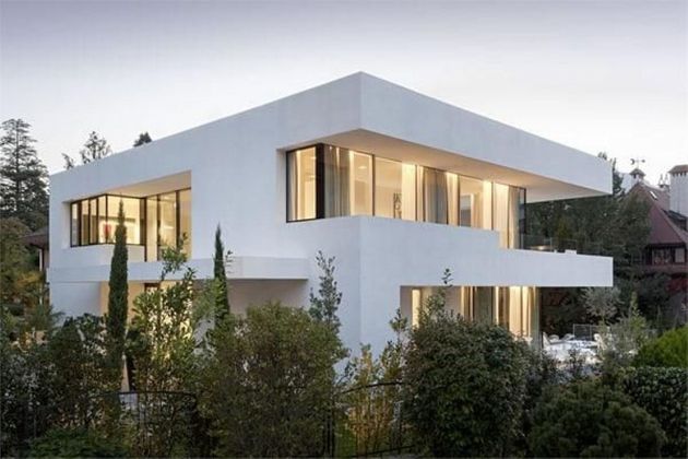 Foto 2 de Venta de casa en Corbera de Llobregat de 4 habitaciones con terraza y piscina