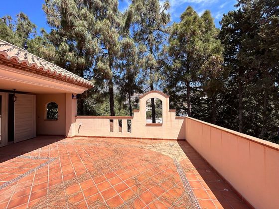 Foto 2 de Chalet en alquiler en El Higueral - La Merced de 5 habitaciones con terraza y piscina