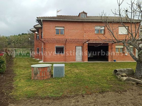 Foto 2 de Casa rural en venda a calle De San Antón de 4 habitacions amb garatge i jardí