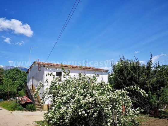 Foto 1 de Casa rural en venda a Villanueva de la Vera de 5 habitacions amb jardí