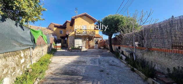 Foto 1 de Casa en venta en Villalba Pueblo de 5 habitaciones con terraza y calefacción