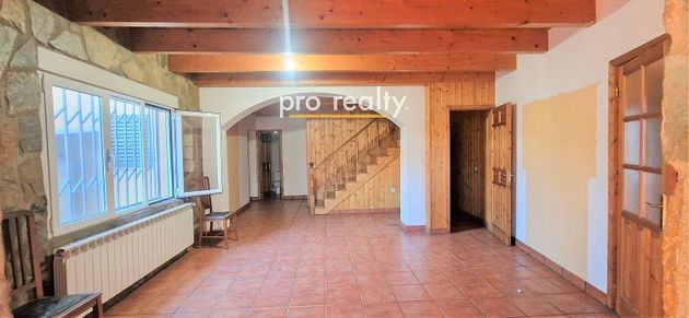 Foto 2 de Casa en venta en Villalba Pueblo de 5 habitaciones con terraza y calefacción