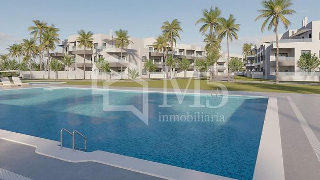 Foto 1 de Piso en venta en Benajarafe – Almayate de 2 habitaciones con terraza y piscina