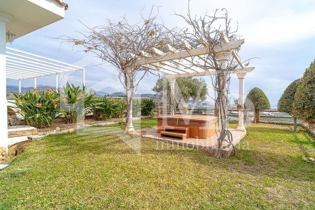 Foto 2 de Xalet en venda a Urbanización Santa Rosa de 4 habitacions amb terrassa i jardí