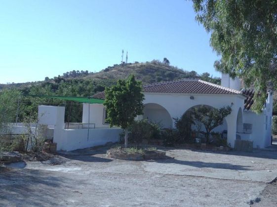 Foto 1 de Casa rural en venda a Norte - Barrio del Pilar - El Reñidero de 3 habitacions amb terrassa i aire acondicionat