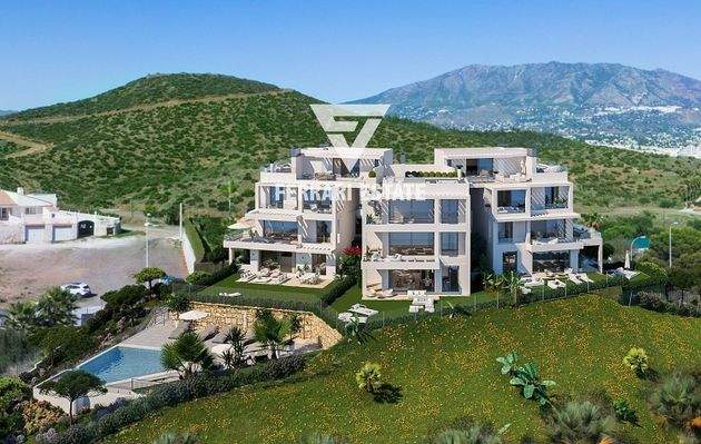 Foto 2 de Àtic en venda a El Faro de Calaburra - Chaparral de 2 habitacions amb terrassa i piscina