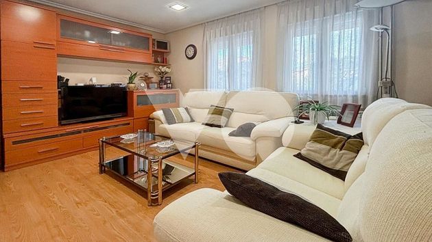 Foto 2 de Pis en venda a Simancas de 3 habitacions amb terrassa i aire acondicionat