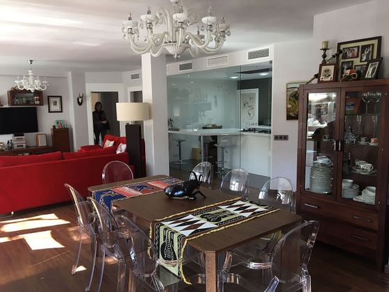 Foto 1 de Pis en venda a Marianistas - AVE de 3 habitacions amb garatge i mobles