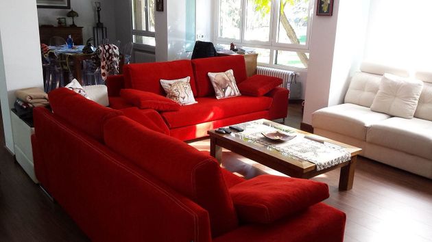 Foto 2 de Pis en venda a Marianistas - AVE de 3 habitacions amb garatge i mobles