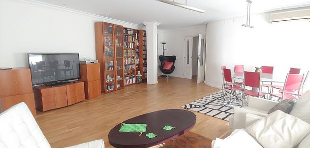 Foto 1 de Àtic en venda a Centro - El Pilar de 5 habitacions amb terrassa i garatge