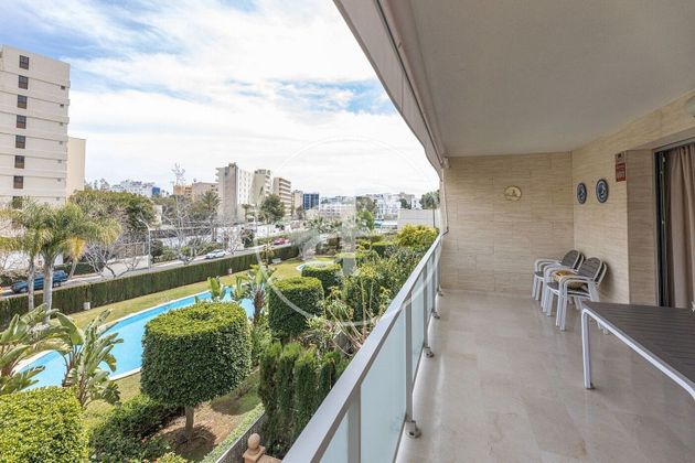 Foto 2 de Venta de piso en avenida De Cas Saboners de 4 habitaciones con terraza y piscina