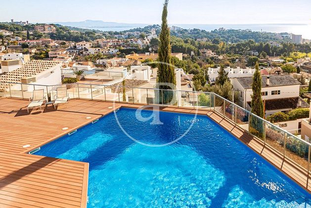 Foto 2 de Dúplex en venta en Génova de 3 habitaciones con terraza y piscina
