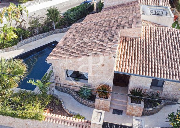 Foto 2 de Venta de casa en El Toro de 4 habitaciones con terraza y piscina