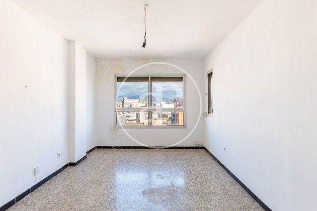 Foto 2 de Piso en venta en La Soledat Nord de 3 habitaciones con terraza y balcón