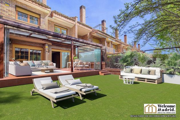 Foto 1 de Casa en venda a Los Robles de 4 habitacions amb terrassa i piscina