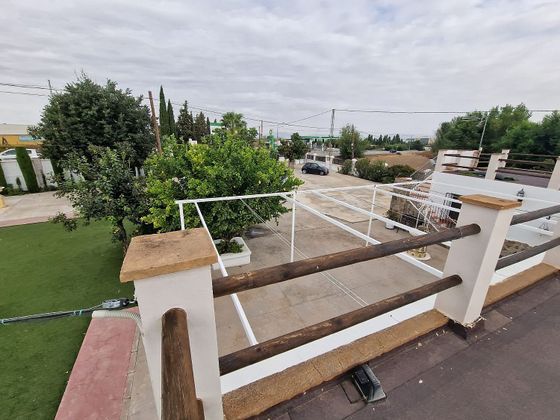 Foto 1 de Xalet en lloguer a Ogíjares de 4 habitacions amb terrassa i jardí
