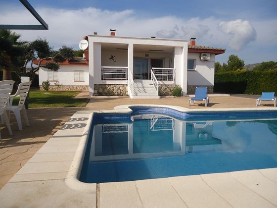 Foto 1 de Xalet en venda a Calafat de 4 habitacions amb terrassa i piscina