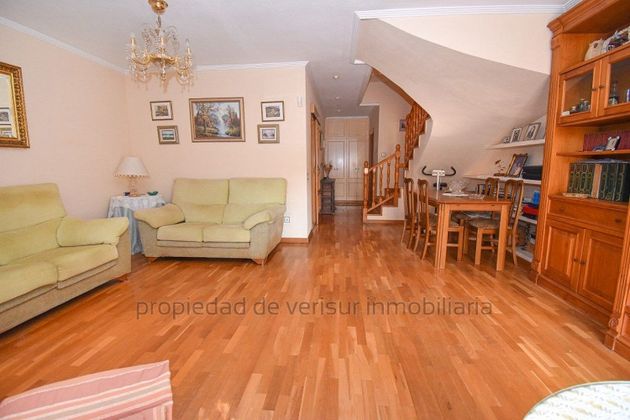 Foto 2 de Casa en venda a Águilas ciudad de 3 habitacions amb terrassa i garatge