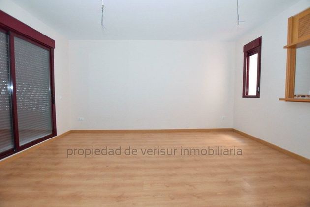 Foto 2 de Pis en venda a Carboneras de 1 habitació i 60 m²