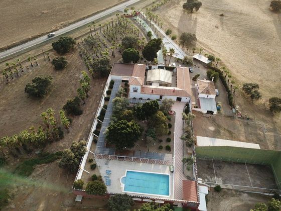 Foto 2 de Casa rural en venda a Guillena de 11 habitacions amb terrassa i piscina