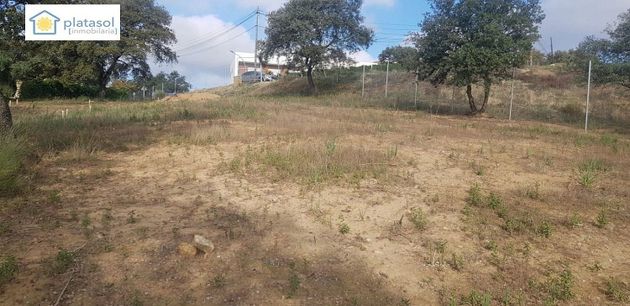 Foto 2 de Venta de terreno en Guillena de 1381 m²