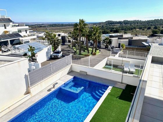 Foto 1 de Xalet en venda a San Miguel de Salinas de 8 habitacions amb terrassa i piscina