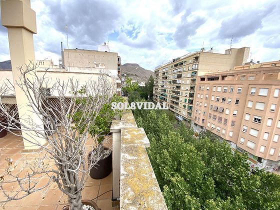 Foto 2 de Venta de ático en Orihuela ciudad de 3 habitaciones con terraza y balcón