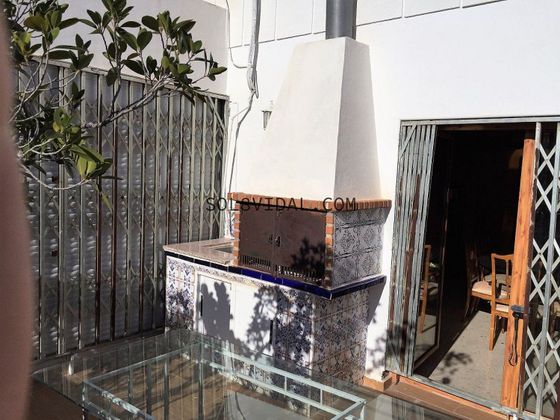 Foto 1 de Àtic en lloguer a Orihuela ciudad de 3 habitacions amb terrassa i mobles