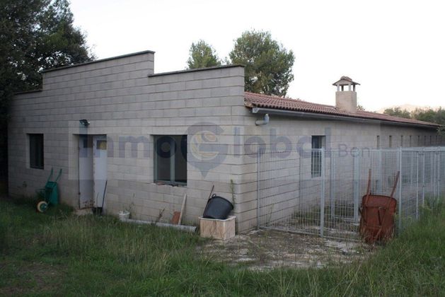 Foto 1 de Casa rural en venda a calle Obiols de 11 habitacions i 319 m²