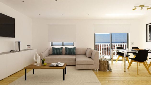 Foto 2 de Piso en venta en Bufalà de 3 habitaciones con terraza y balcón