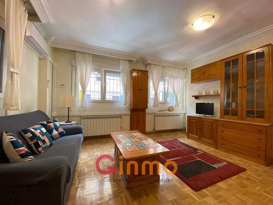 Foto 1 de Piso en alquiler en calle De Antonio Pérez de 1 habitación con muebles y aire acondicionado