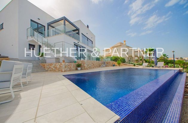 Foto 2 de Venta de chalet en Cala Murada de 3 habitaciones con terraza y piscina