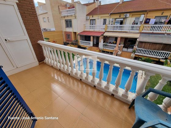 Foto 2 de Casa en venta en El Molinillo - Capuchinos de 3 habitaciones con terraza y piscina