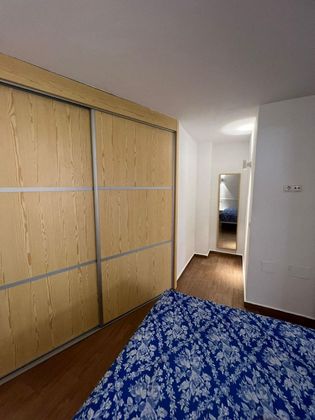 Foto 2 de Venta de piso en Girón - Las Delicias - Tabacalera de 1 habitación con balcón
