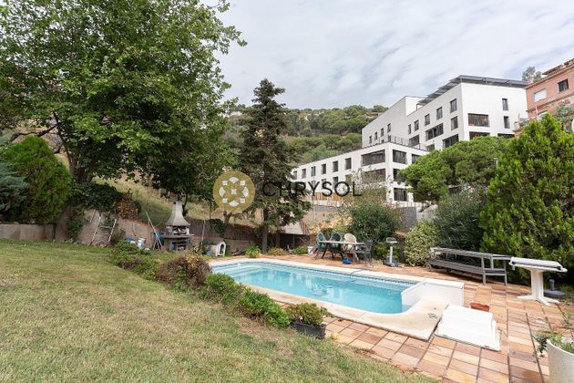 Foto 2 de Xalet en venda a Vallcarca i els Penitents de 9 habitacions amb terrassa i piscina