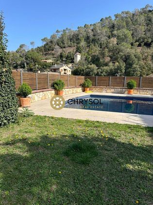 Foto 1 de Xalet en venda a Figaró-Montmany de 5 habitacions amb terrassa i piscina
