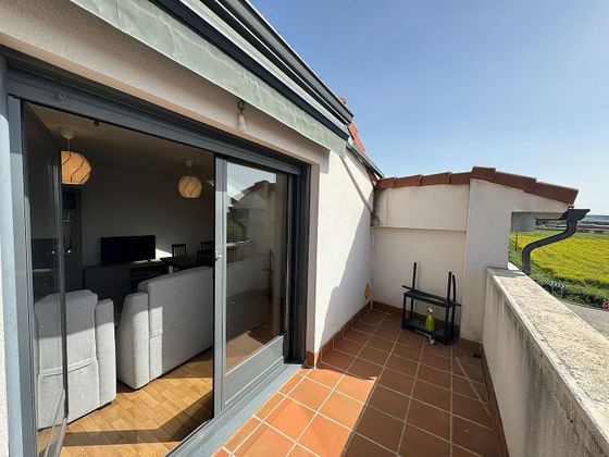 Foto 1 de Ático en venta en calle Miguel de Cervantes de 2 habitaciones con terraza y garaje