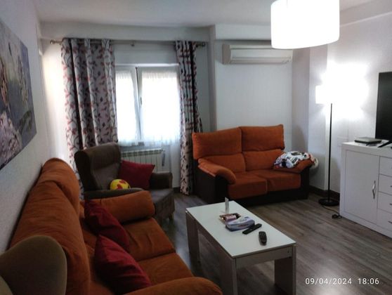 Foto 2 de Pis en venda a Santa Marta de Tormes de 3 habitacions amb terrassa i aire acondicionat