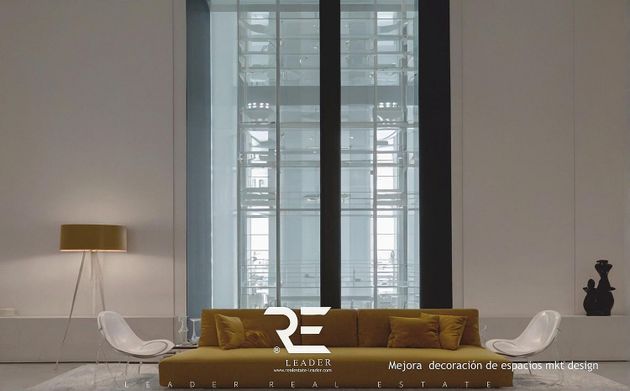 Foto 2 de Venta de piso en Russafa de 2 habitaciones con terraza y aire acondicionado