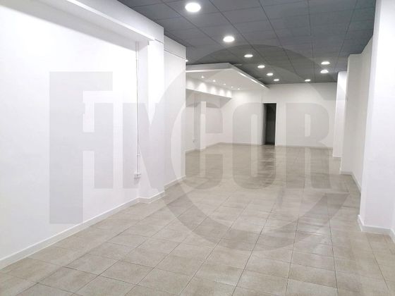 Foto 1 de Alquiler de local en Creu Alta de 151 m²