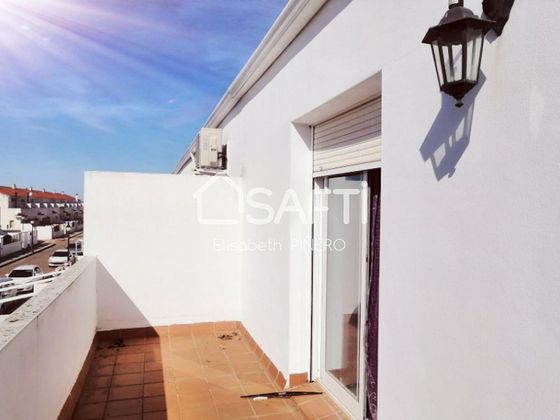Foto 1 de Casa adossada en venda a Valdelacalzada de 4 habitacions amb terrassa i garatge