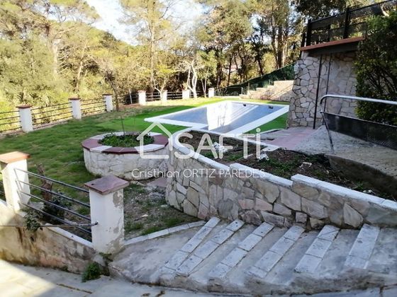 Foto 2 de Casa en venda a Palafolls de 3 habitacions amb terrassa i piscina