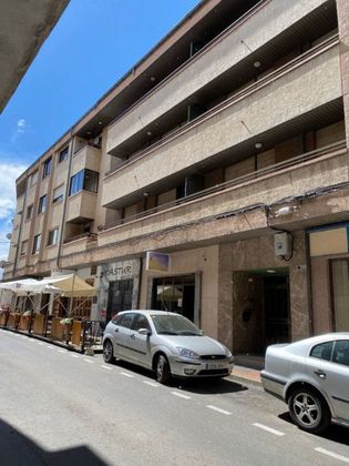 Foto 1 de Venta de piso en Valencia de Don Juan de 3 habitaciones con terraza y calefacción