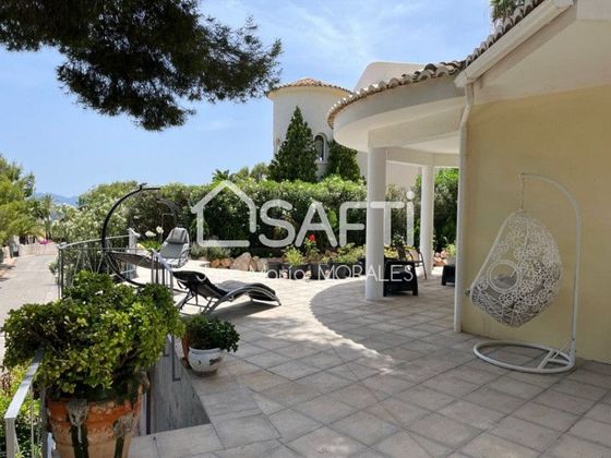 Foto 2 de Venta de chalet en Callosa d´En Sarrià de 4 habitaciones con terraza y piscina