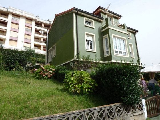 Foto 1 de Venta de chalet en Valdenoja - La Pereda de 7 habitaciones con terraza y garaje